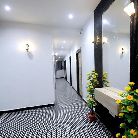 Golden Inn Prayagraj Esterno foto