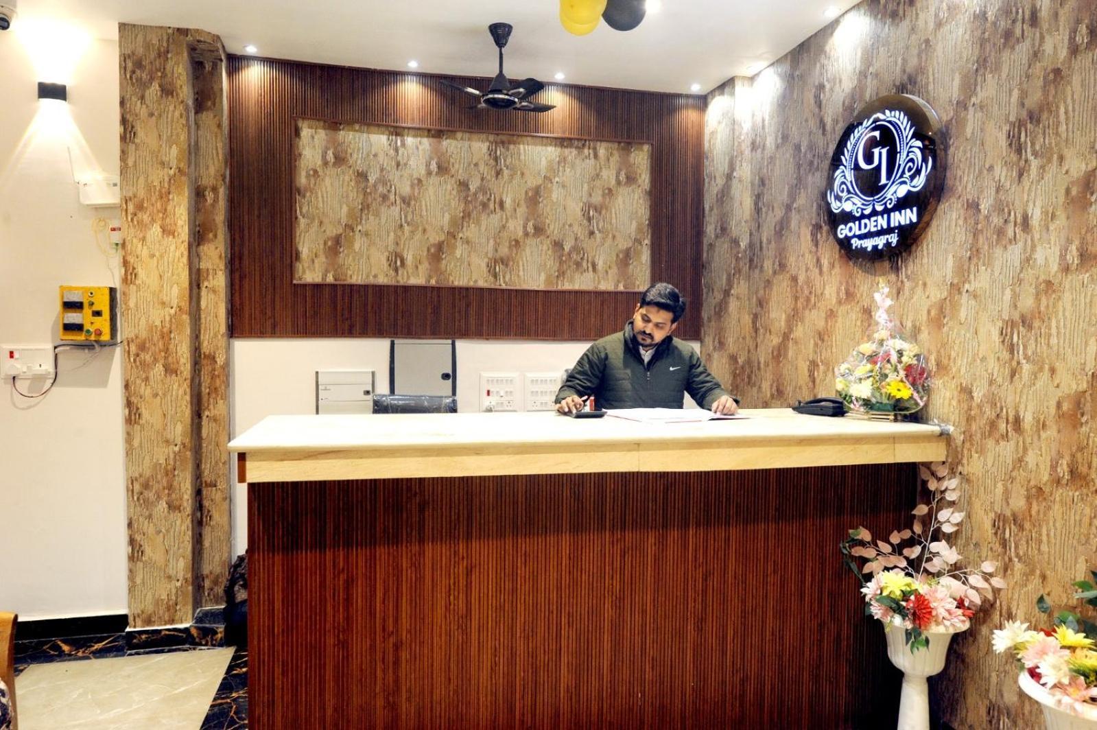 Golden Inn Prayagraj Esterno foto